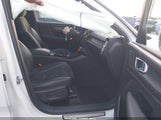 Volvo Xc40 T5 R-Design YV4162UMXM2572423 fotografie