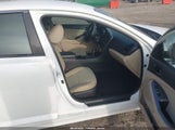 Kia Optima Lx 5XXGM4A7XEG279338 снимка
