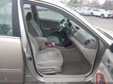 Toyota Camry Xle 4T1BE32KX2U038000 photo