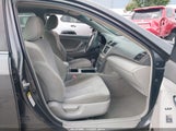 Toyota Camry Le 4T1BF3EK6BU765854 снимка