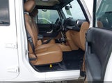 Jeep Wrangler Unlimited Sahara 1C4BJWEG7EL220143 fotografie