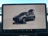 Tesla Model Y Awd/Long Range Dual Motor All-Wheel Drive 7SAYGDEE5PA153320 fotografie
