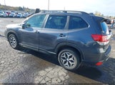 Subaru Forester Premium JF2SKAGC5LH495571 снимка