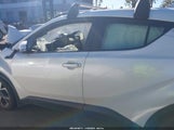 Toyota C-Hr Xle JTNKHMBX8K1013350 photo