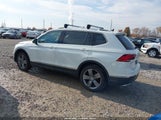 Volkswagen Tiguan 2.0T Sel Premium/2.0T Sel Premium R-Line 3VV4B7AX1KM060354 fotografie