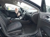 Ford Fusion Se 3FA6P0H75GR102790 снимка