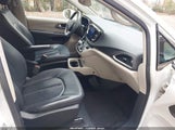 Chrysler Pacifica Touring-L 2C4RC1BG1HR526931 снимка