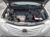 Toyota Camry Le 4T1BE46K17U050446 снимка