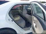 Toyota Corolla Le JTDBU4EE4BJ089352 fotografie