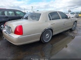 Lincoln Town Car Signature 1LNHM81W76Y622979 fotografie
