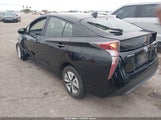Toyota Prius Four JTDKARFUXG3021757 снимка