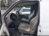 Chevrolet Astro 1GCDM19X52B121089 снимка