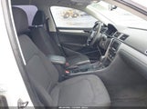 Volkswagen Passat 1.8T S 1VWAT7A30GC036807 снимка
