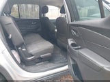 Chevrolet Traverse Ls 1GNEVFKW0JJ253740 снимка