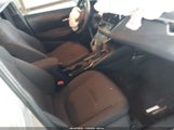 Toyota Corolla Le JTDEPMAE8MJ148495 снимка