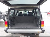 Jeep Cherokee Sport 1J4FT48S5YL268738 снимка
