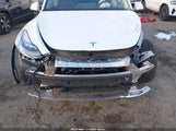 Tesla Model Y Long Range Dual Motor All-Wheel Drive 7SAYGAEE4NF574637 снимка
