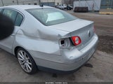 Volkswagen Passat 2.0T/Wolfsburg Edition WVWAK73C57P077624 fotografie