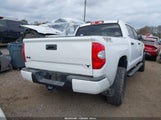 Toyota Tundra Sr5 5.7L V8 5TFDW5F18JX695866 снимка