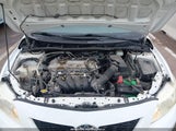 Toyota Corolla Le JTDBL40E99J046114 снимка
