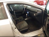 Toyota Corolla Le 5YFBURHE6KP905630 снимка