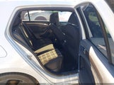 Volkswagen Golf Gti 2.0T Autobahn/2.0T S/2.0T Se 3VW447AU6JM262357 снимка