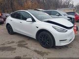 Tesla Model Y Long Range Dual Motor All-Wheel Drive 7SAYGDEE0NF356762 fotografie