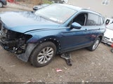 Volkswagen Tiguan 2.0T S 3VV0B7AX2JM081324 fotografie