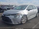 Toyota Corolla Le JTDEPRAE3LJ093000 снимка