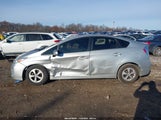 Toyota Prius Three JTDKN3DU0D5634684 снимка