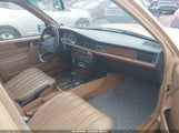 Mercedes-Benz 190 E 2.3 WDBDA24D9GF157071 снимка