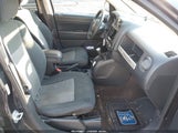 Jeep Compass Sport 1C4NJCBA3FD218820 снимка