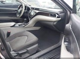 Toyota Camry Le 4T1B11HKXJU524182 fotografie