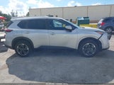 Nissan Rogue Sv Intelligent Awd JN8BT3BB7RW432308 fotografie