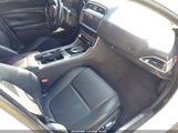 Jaguar Xe 25T Premium SAJAD4FX7KCP47313 снимка