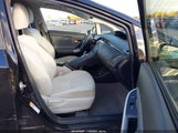 Toyota Prius Four JTDKN3DU4D5581648 снимка