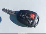 Toyota Corolla S Plus 5YFBURHE9GP490021 fotografie