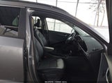 Kia Niro Ex Touring KNDCR3LE2P5044235 снимка