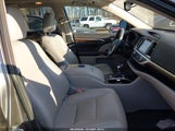 Toyota Highlander Limited Platinum V6 5TDDKRFHXGS327879 fotografie