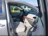 Toyota Sienna Xle V6 8 Passenger 5TDYK3DC2ES509255 fotografie