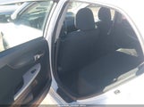 Toyota Corolla S 2T1BU4EE8DC942978 fotografie