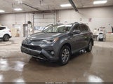 Toyota Rav4 Hybrid Xle JTMRJREV8JD245295 fotografie