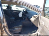 Hyundai Elantra Se 5NPD74LF9KH430975 снимка