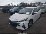 Toyota Prius Prime Premium JTDKARFP4H3029865 снимка