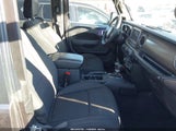Jeep Wrangler Sport S 4X4 1C4GJXAN9NW175625 fotografie