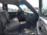 Chevrolet Silverado 1GCEC14W7YZ155427 снимка
