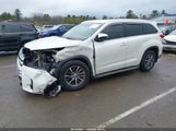 Toyota Highlander Xle 5TDJZRFH9JS561503 снимка