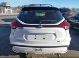 Nissan Kicks Sr Xtronic Cvt 3N1CP5DV9NL515846 снимка