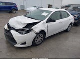 Toyota Corolla Le 5YFBURHE6JP841281 снимка