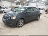 Chevrolet Sonic Lt Auto 1G1JC5SH2F4180877 снимка